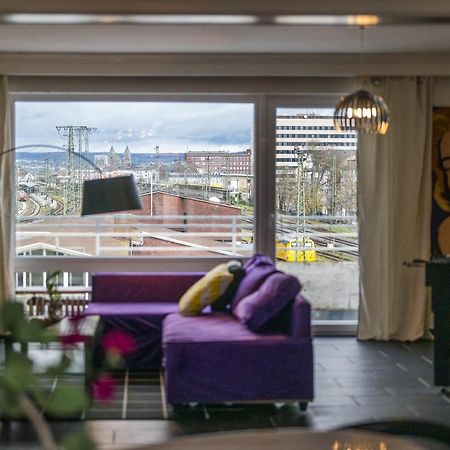 Pop Art Loft Ueber Den Daechern Von Koblenz Koblencja Zewnętrze zdjęcie